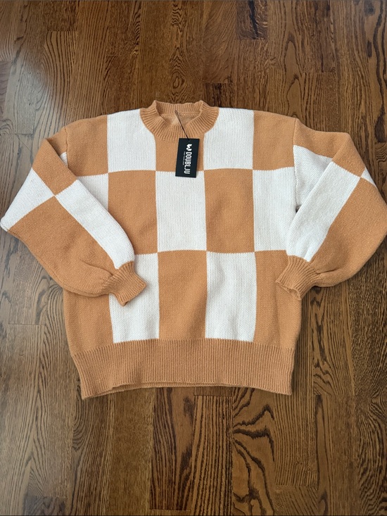 Doublju Sweaters - Doublju Checkerboard Crewneck Sweater in Cream and Tan large